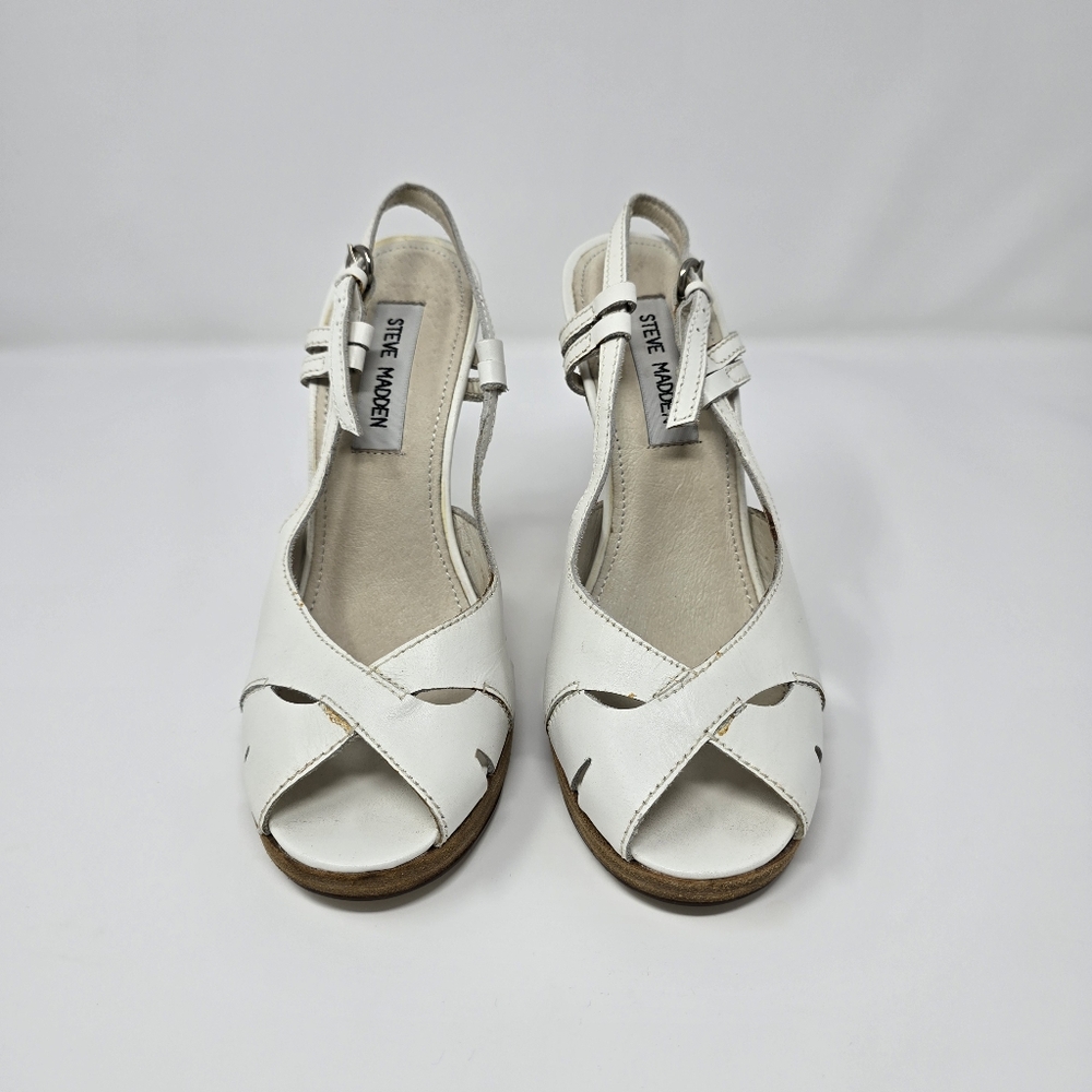 Steve Madden White Women's Sandals Size 7.5B